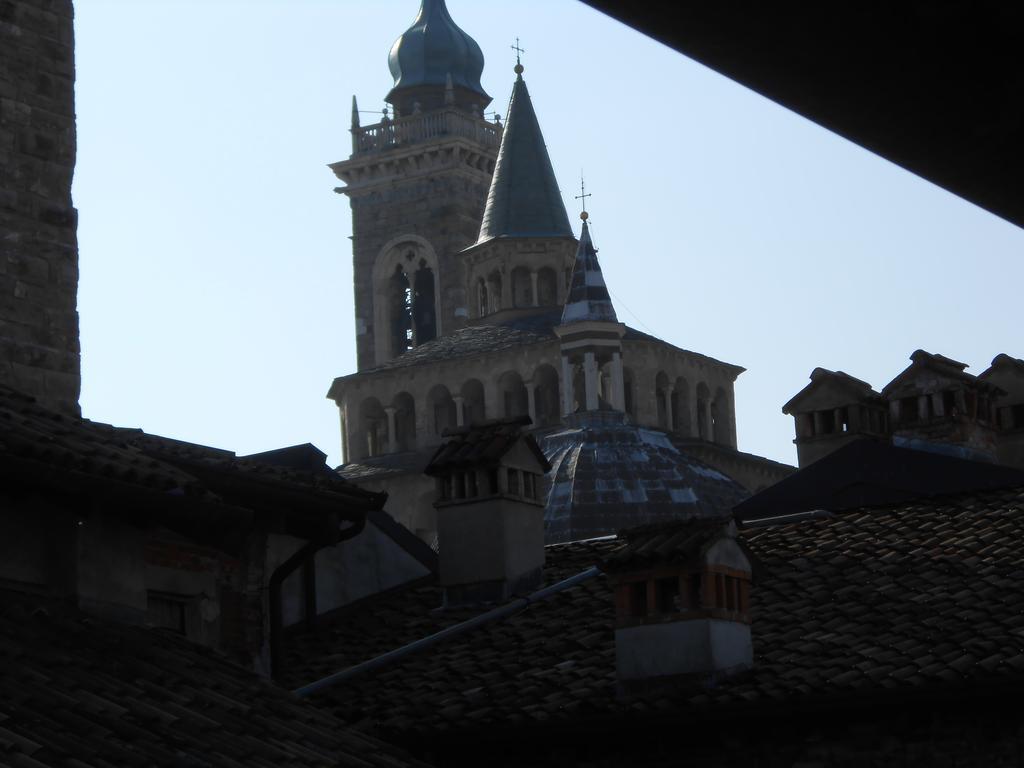 Il Teatro *